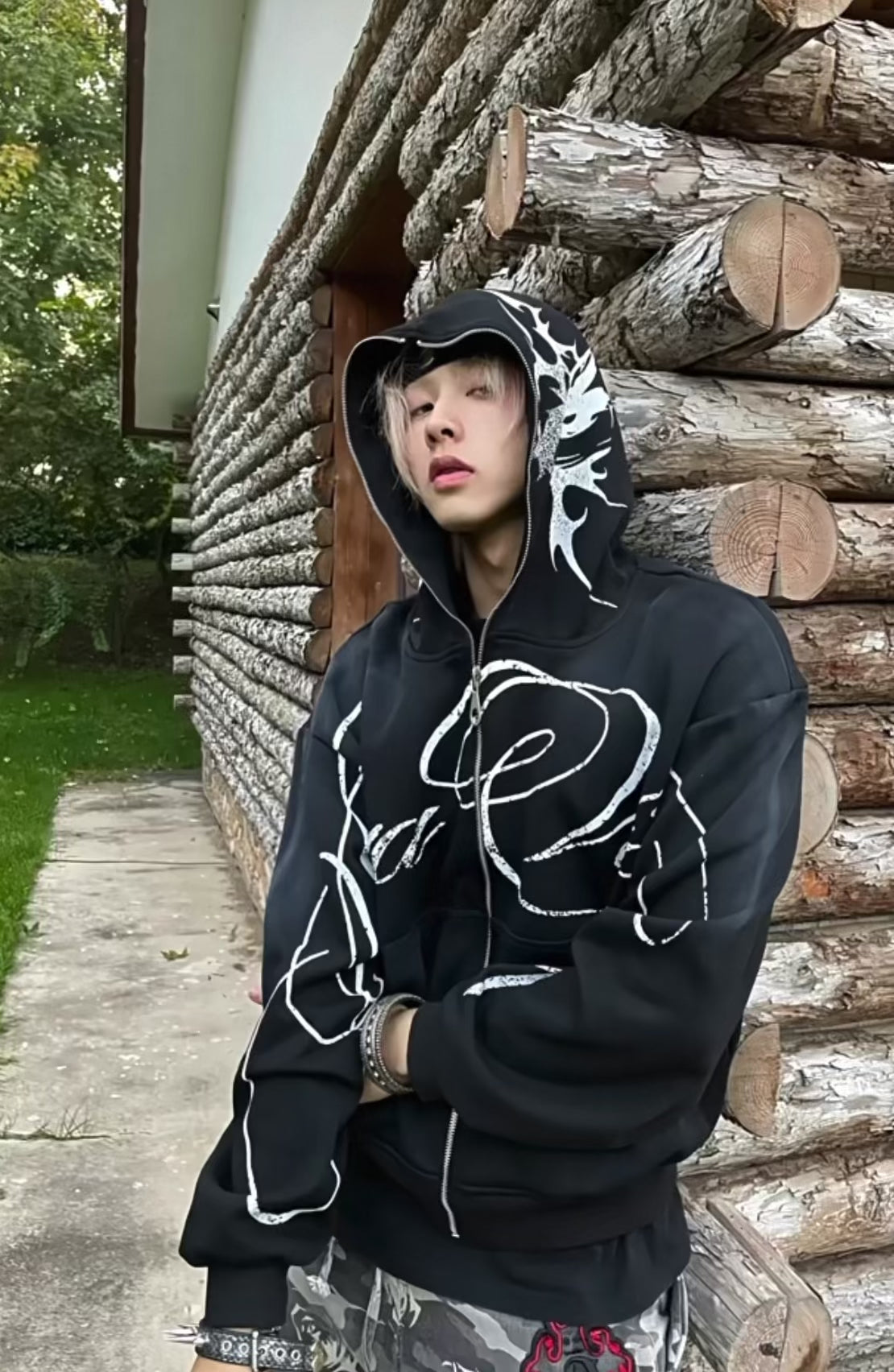 Load video: Lost Division Vintage Feeling Graffiti Full Zip Hoodie – Oversized Y2K Streetwear